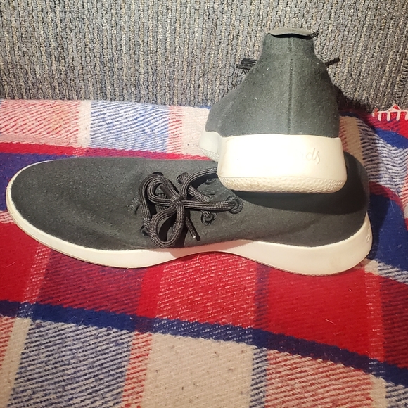 Allbirds dark green Wool Runners - Picture 5 of 6